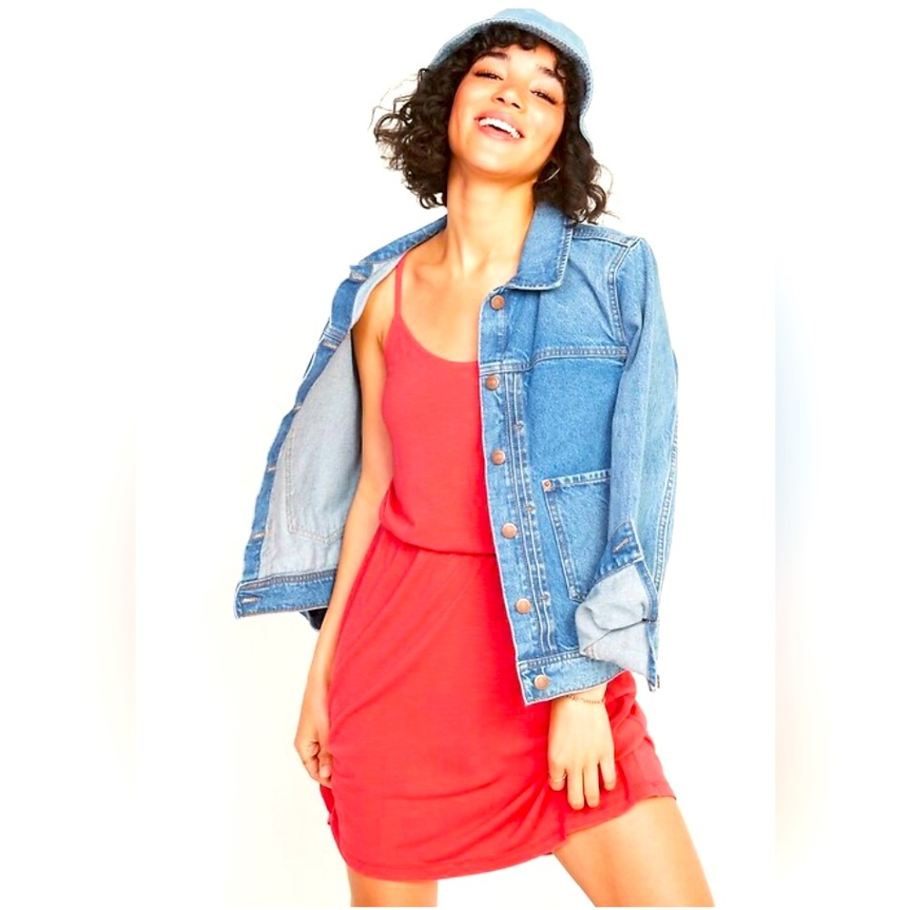 NWT Old Navy Mini Dress
Waist-Defined Slub-Knit Cami
Red Lory/Coral
Size M